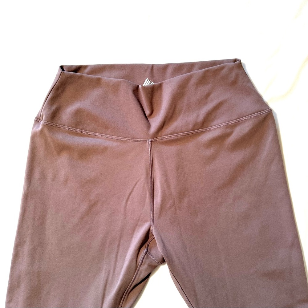 Mauve yoga pants